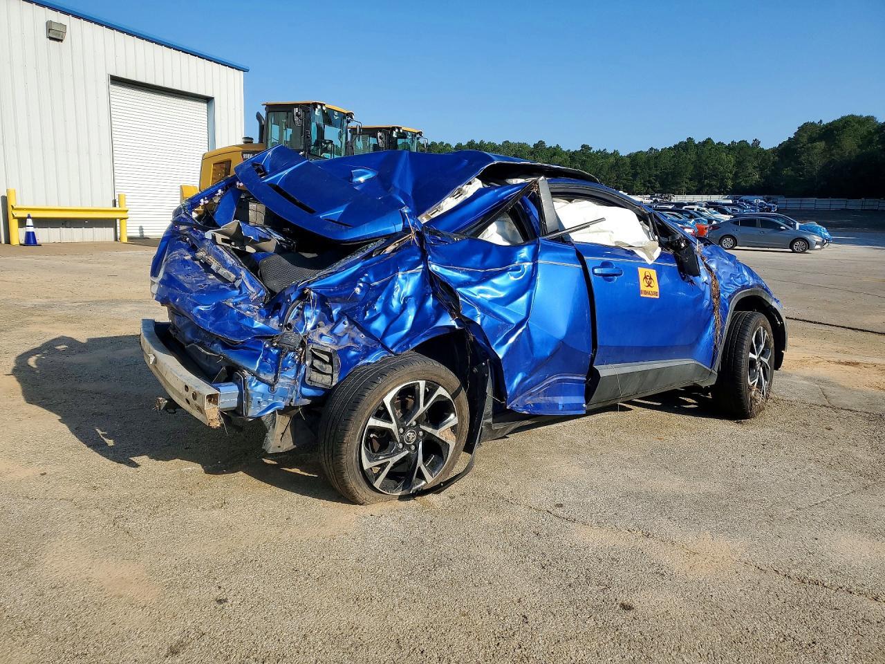 2018 Toyota C-Hr Xle Premium - Фото 3