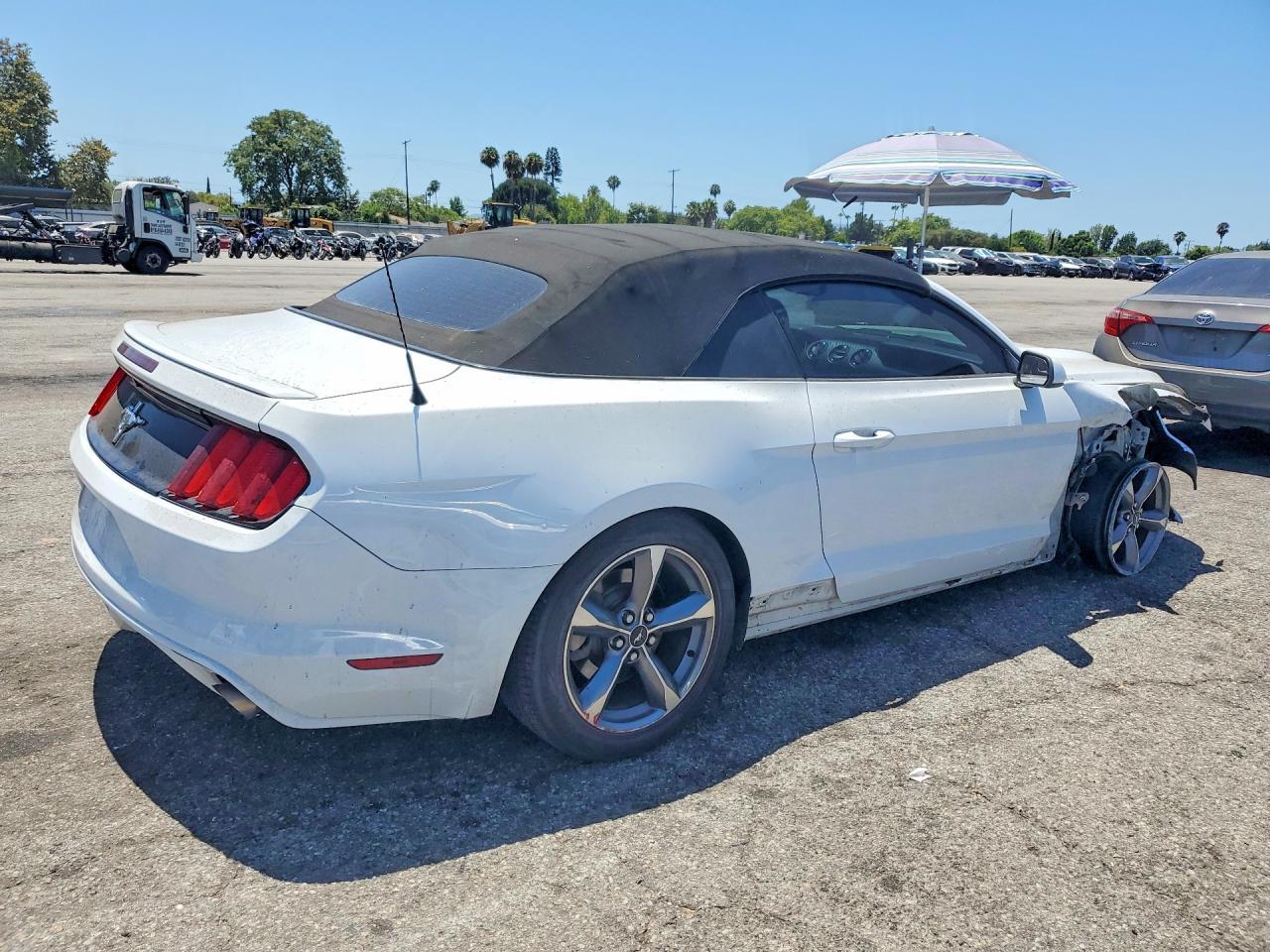 2015 Ford Mustang - Image 3