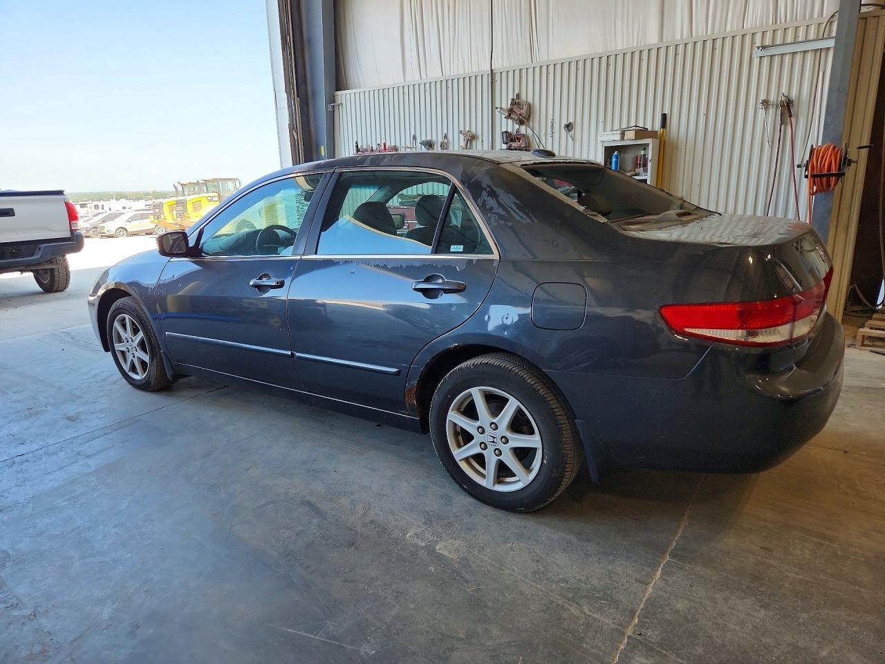 2004 Honda Accord Ex - Image 2