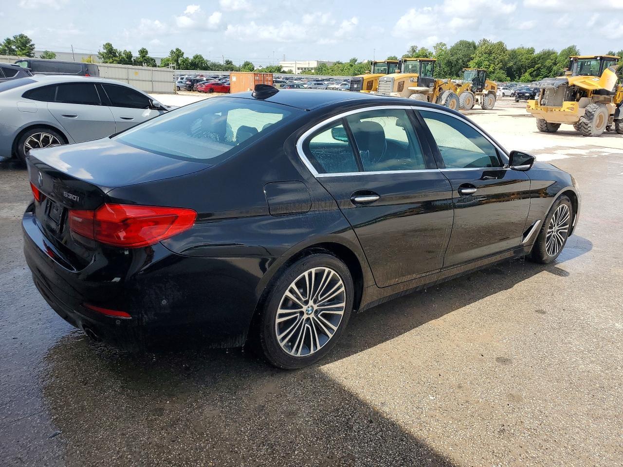 2017 BMW 530 I - Image 3