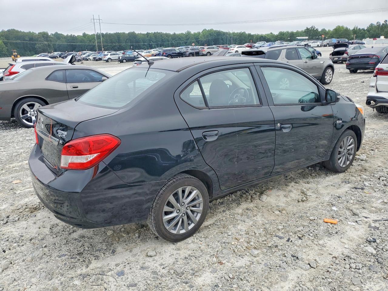 2017 Mitsubishi Mirage G4 Se - Фото 3