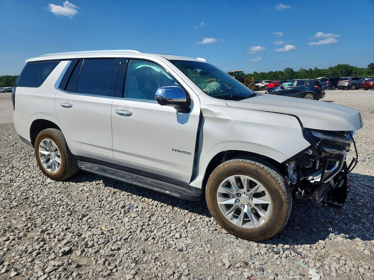 2025 Chevrolet Tahoe K1500 Premier - Image 4