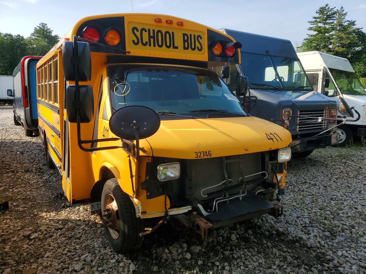 2011 Chevrolet Express G3 - School Bus