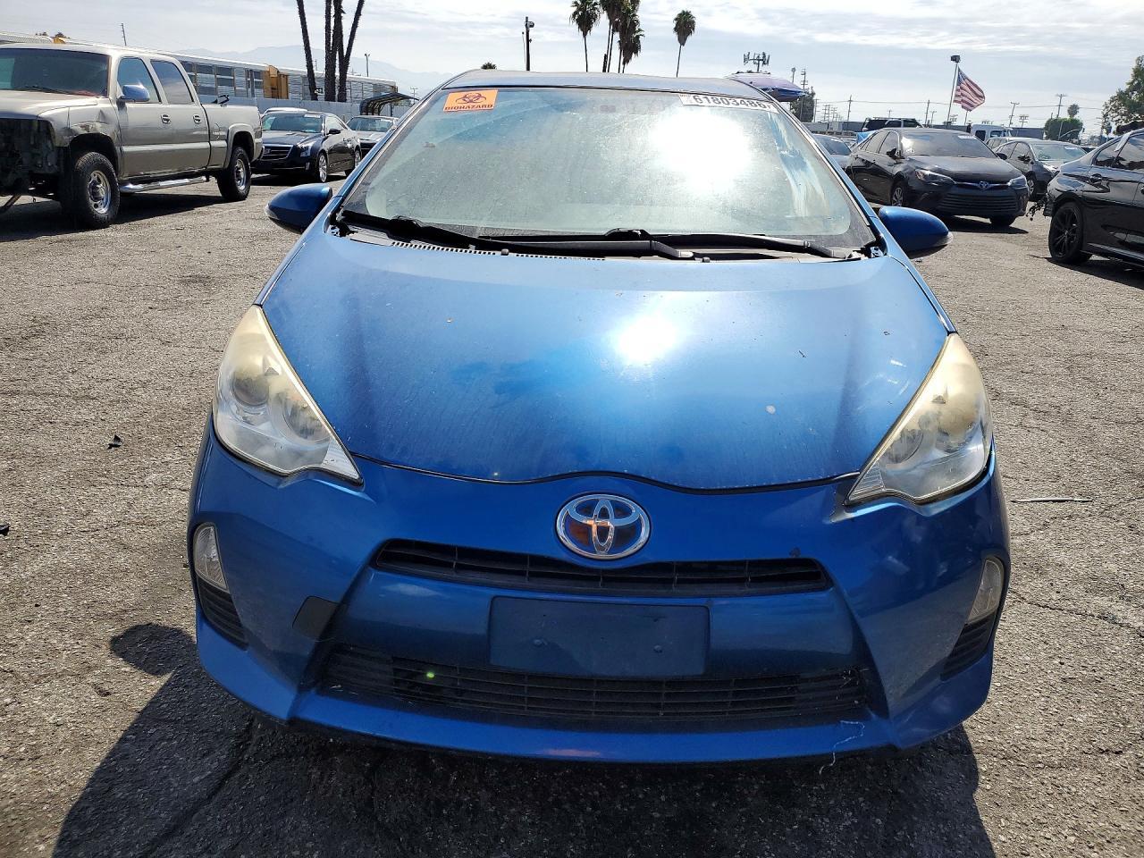 2013 Toyota Prius C Three - Image 5