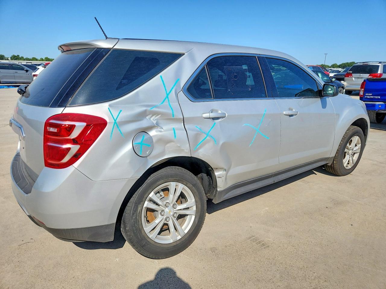 2017 Chevrolet Equinox Ls - Image 3