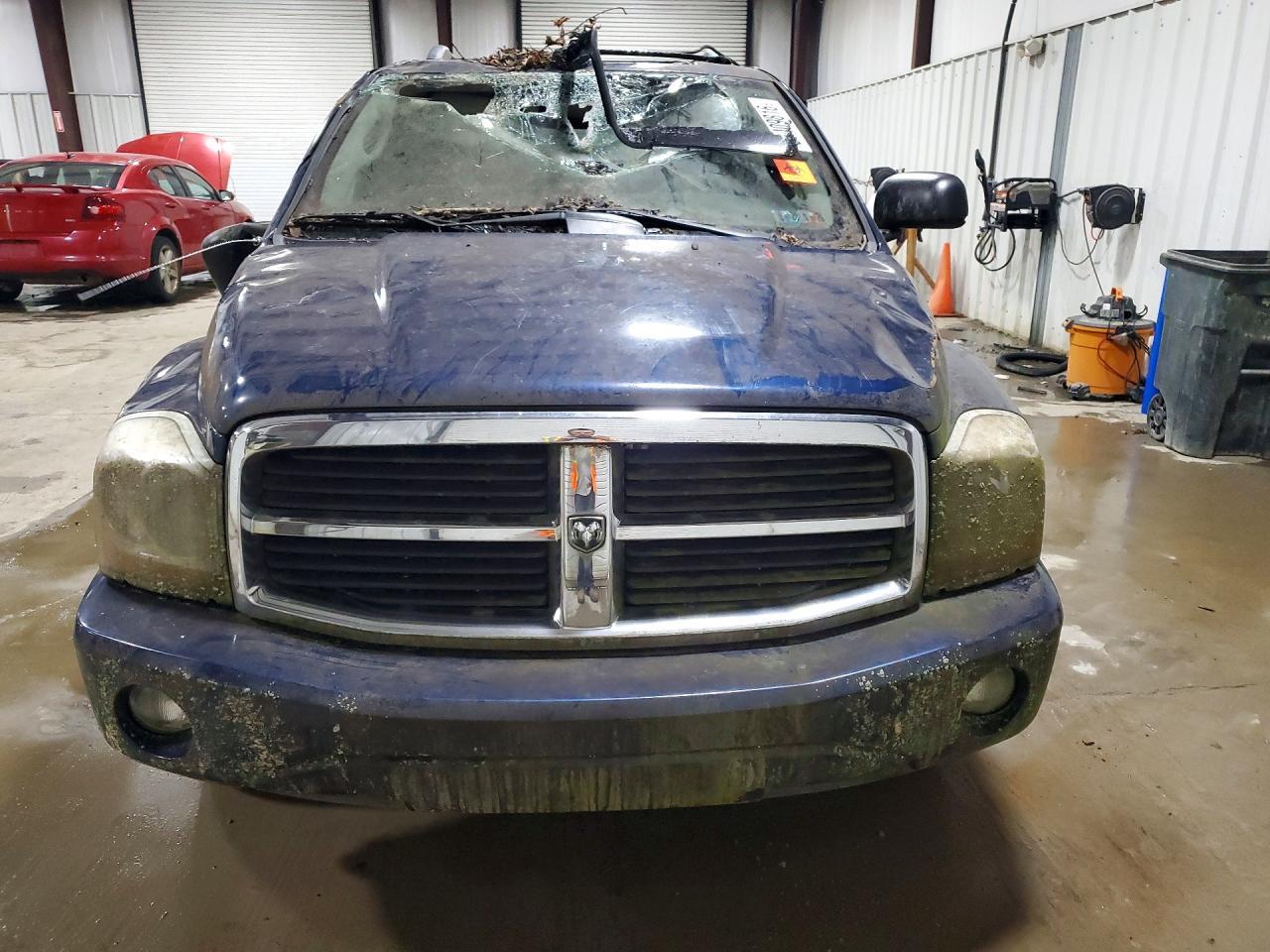 2005 Dodge Durango Slt - Image 5