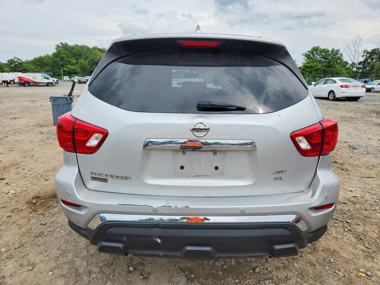 2020 Nissan Pathfinder Sl - Image 6