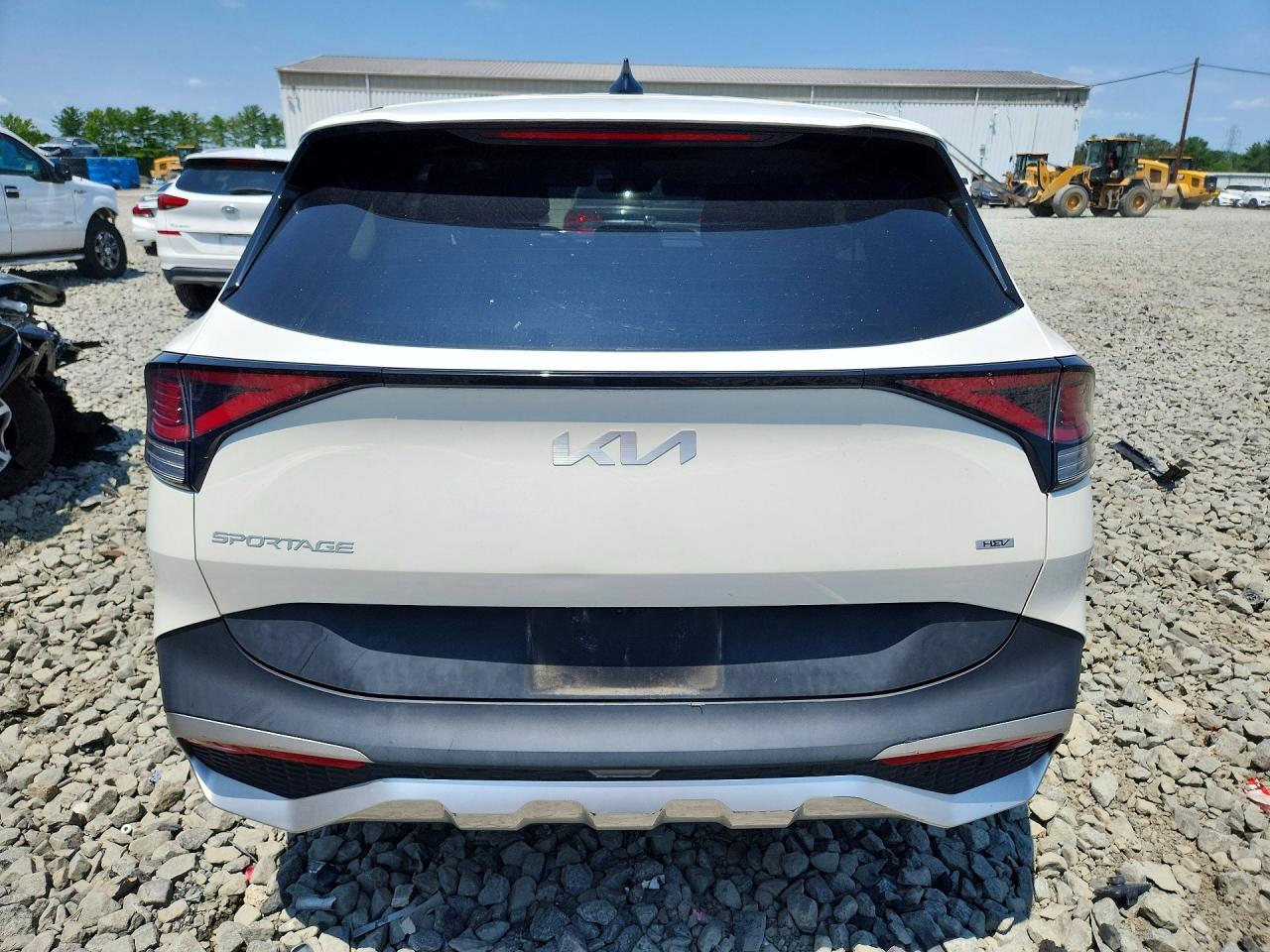 2023 Kia Sportage Lx - Image 6