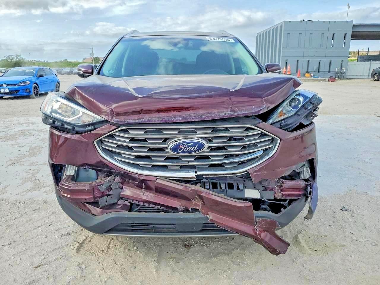 2019 Ford Edge Titanium - Фото 5