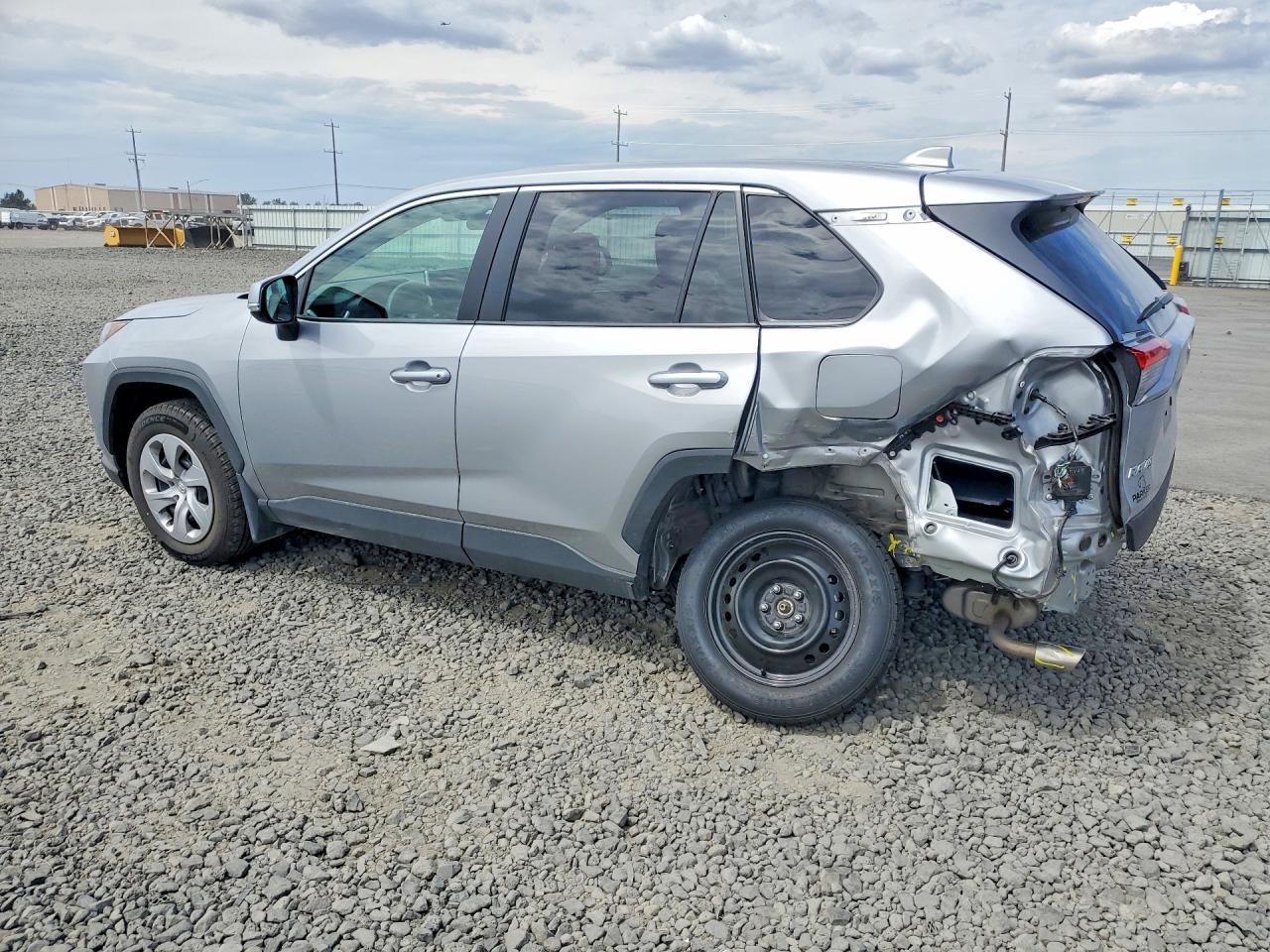 2025 Toyota Rav4 Le - Image 2