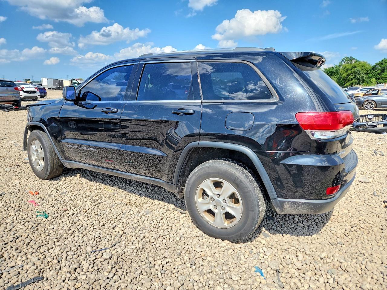 2017 Jeep Grand Cherokee Laredo - Фото 2