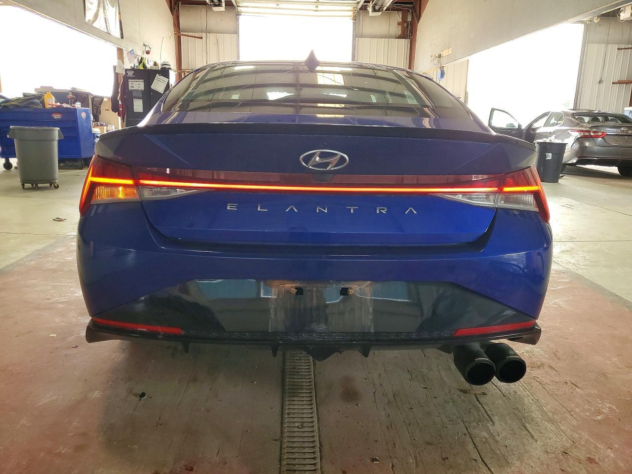 2023 Hyundai Elantra N Line - Image 6