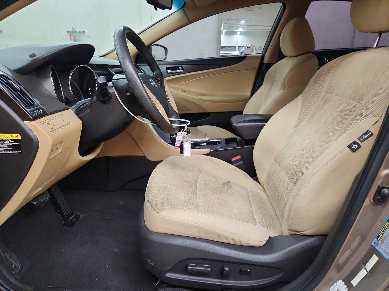 2014 Hyundai Sonata Gls - Image 7