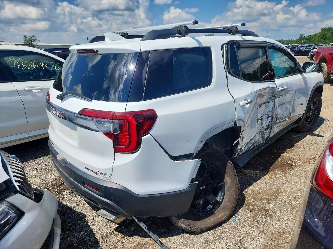 2021 GMC Acadia At4 - Image 3