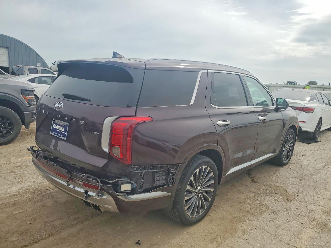 2023 Hyundai Palisade Calligraphy - Image 3