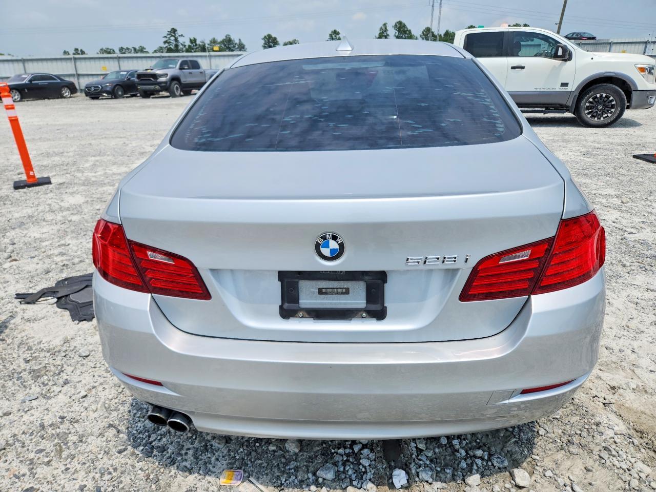 2015 BMW 528 I - Фото 6