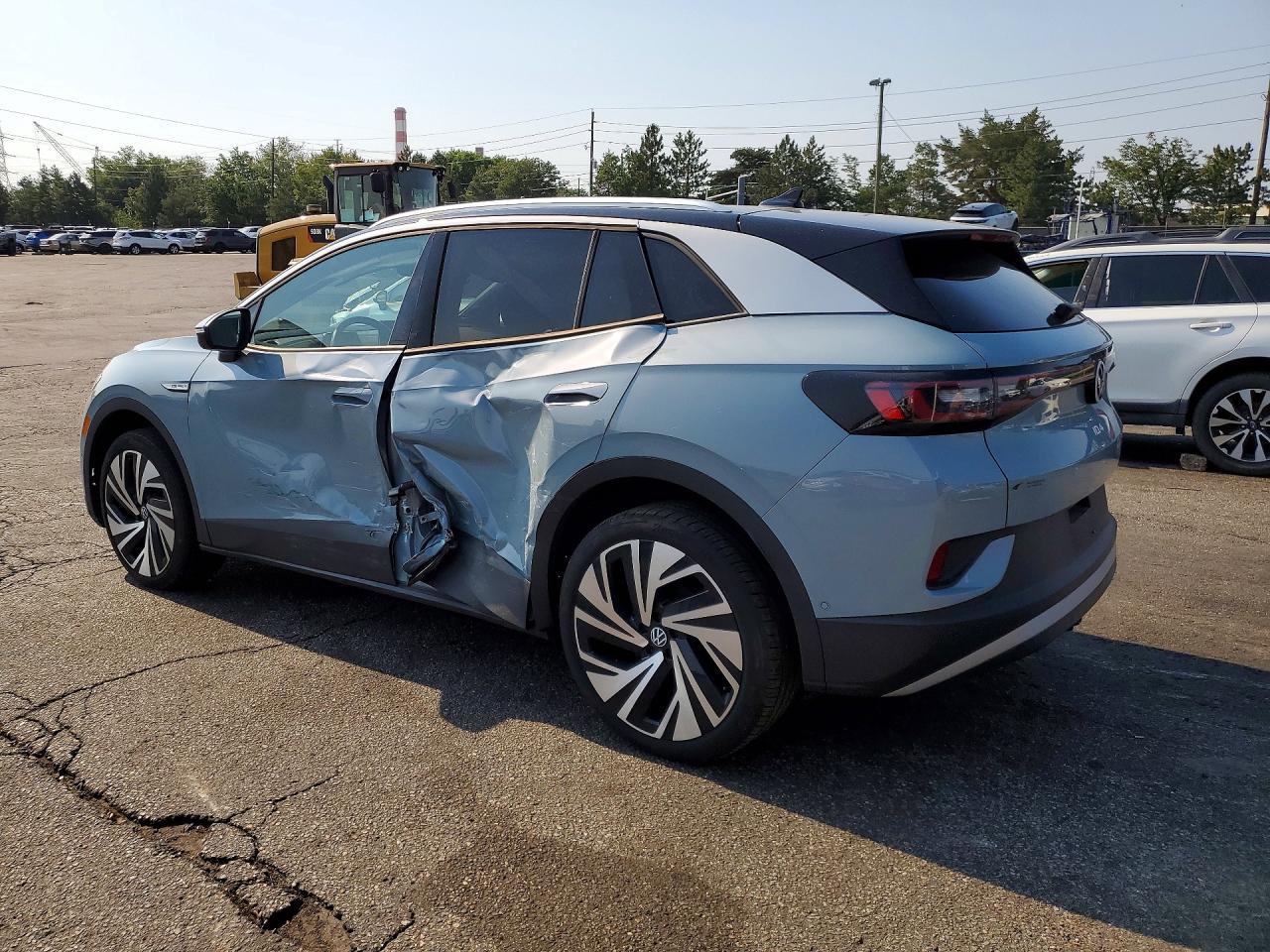2025 Volkswagen Id.4 Pro S Plus - Image 2