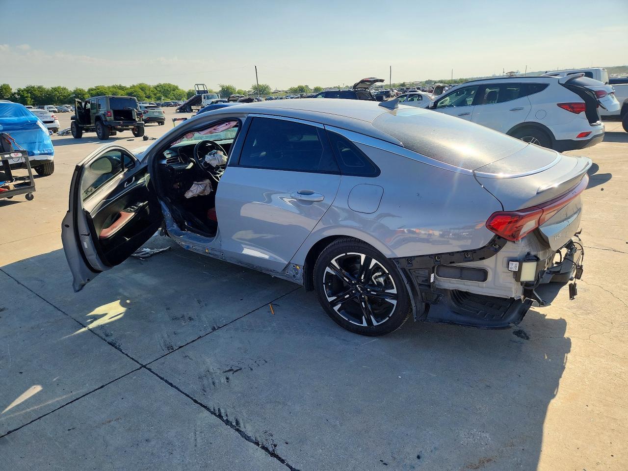 2024 Kia K5 Gt Line - Фото 2