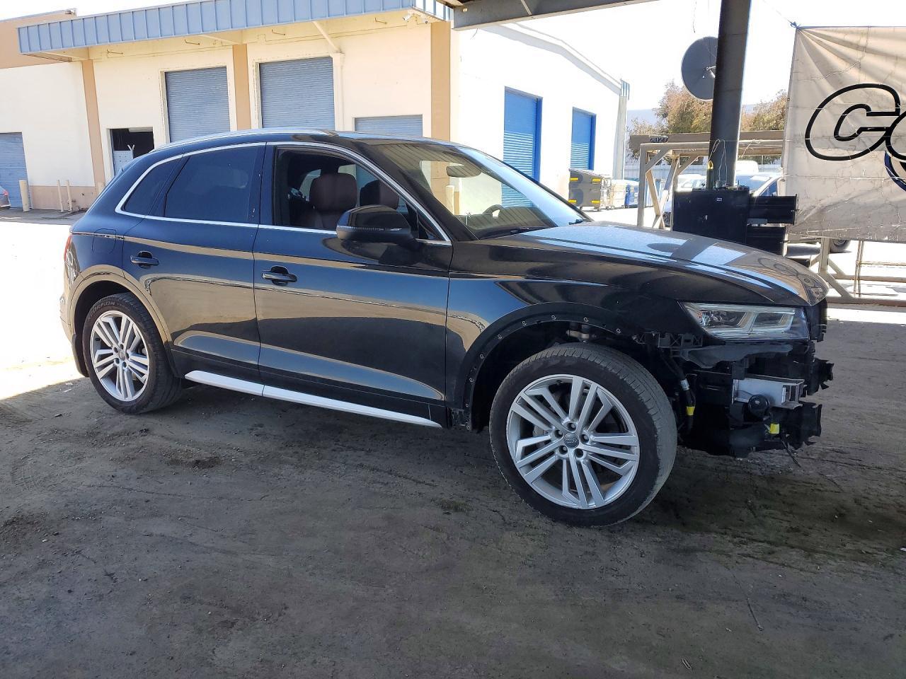 2019 Audi Q5 Premium Plus - Фото 4