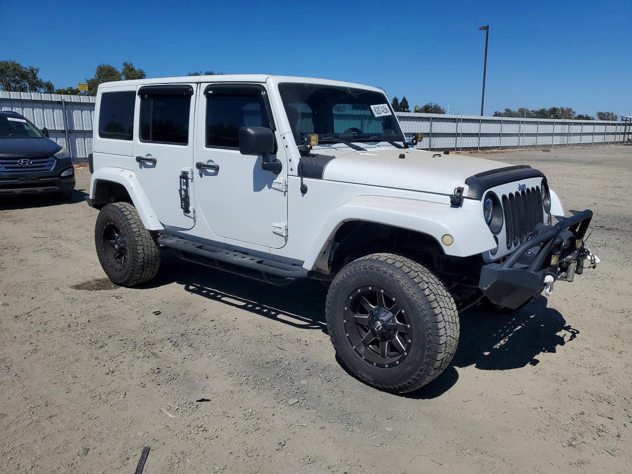 2012 Jeep Wrangler Unlimited Sahara - Фото 4