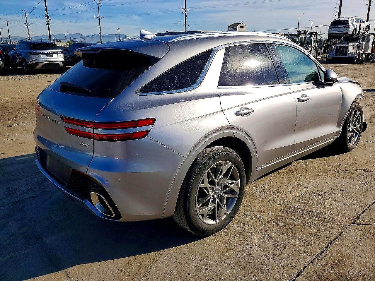 2025 Genesis Gv70 2.5T Standard - Image 3
