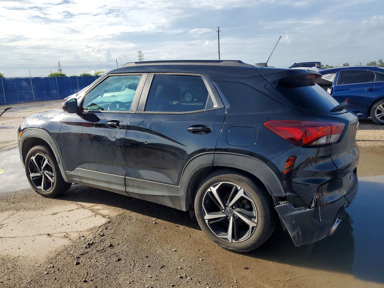 2021 Chevrolet Trailblazer Rs - Image 2
