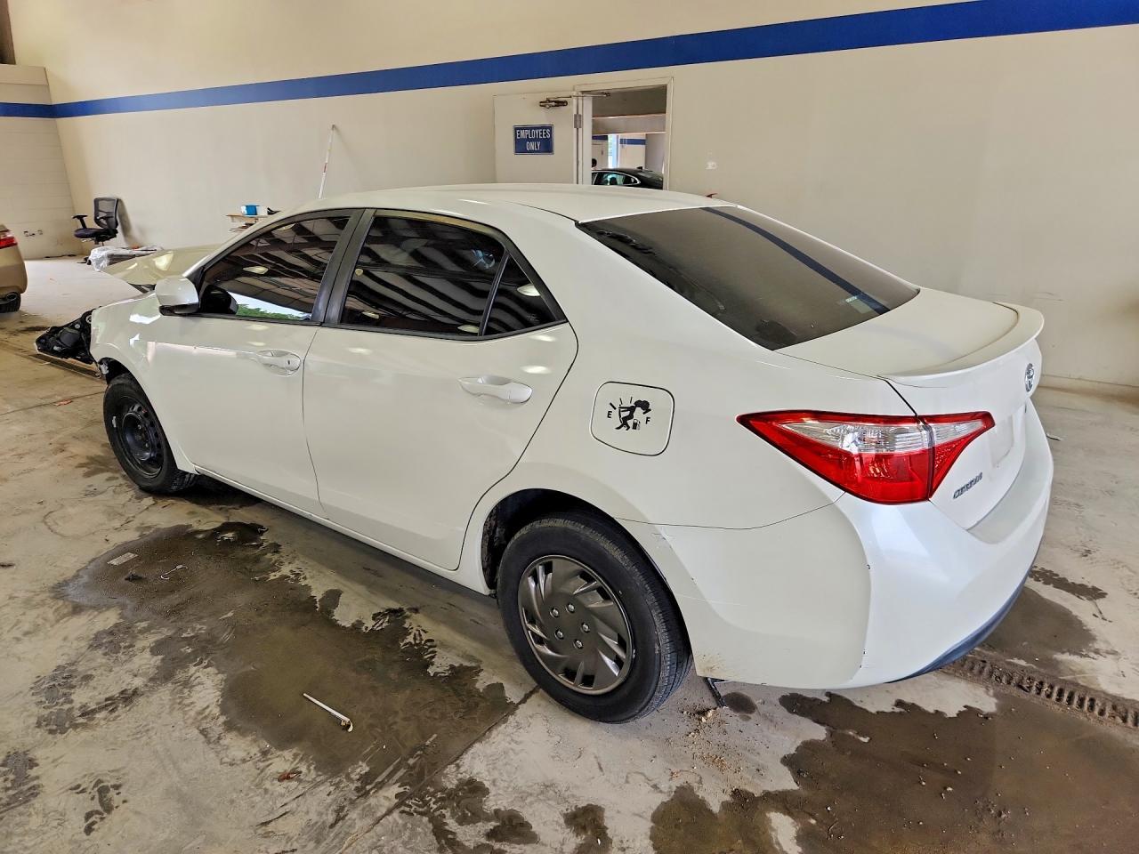 2014 Toyota Corolla Le Eco - Image 2
