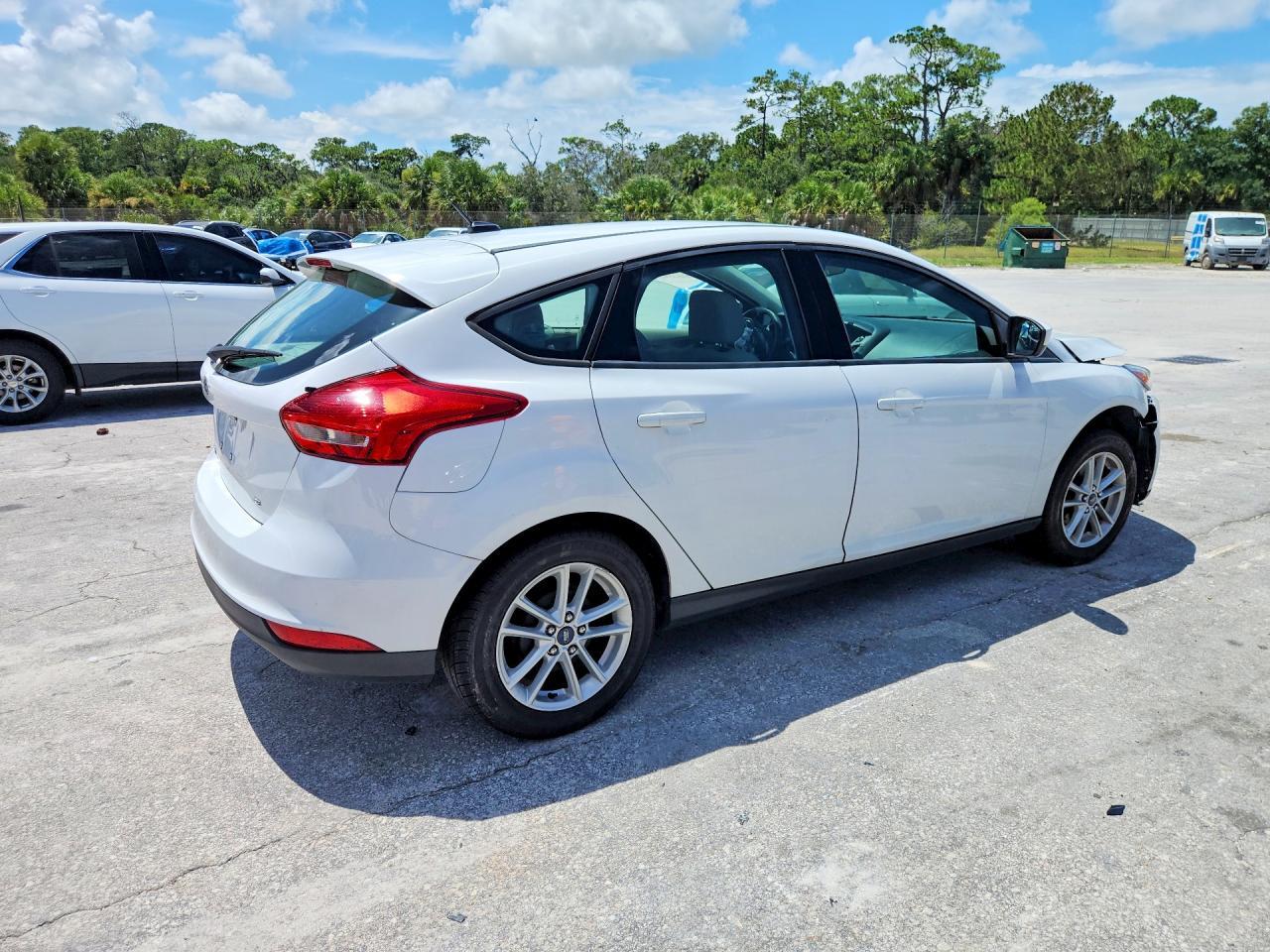 2018 Ford Focus Se - Фото 3