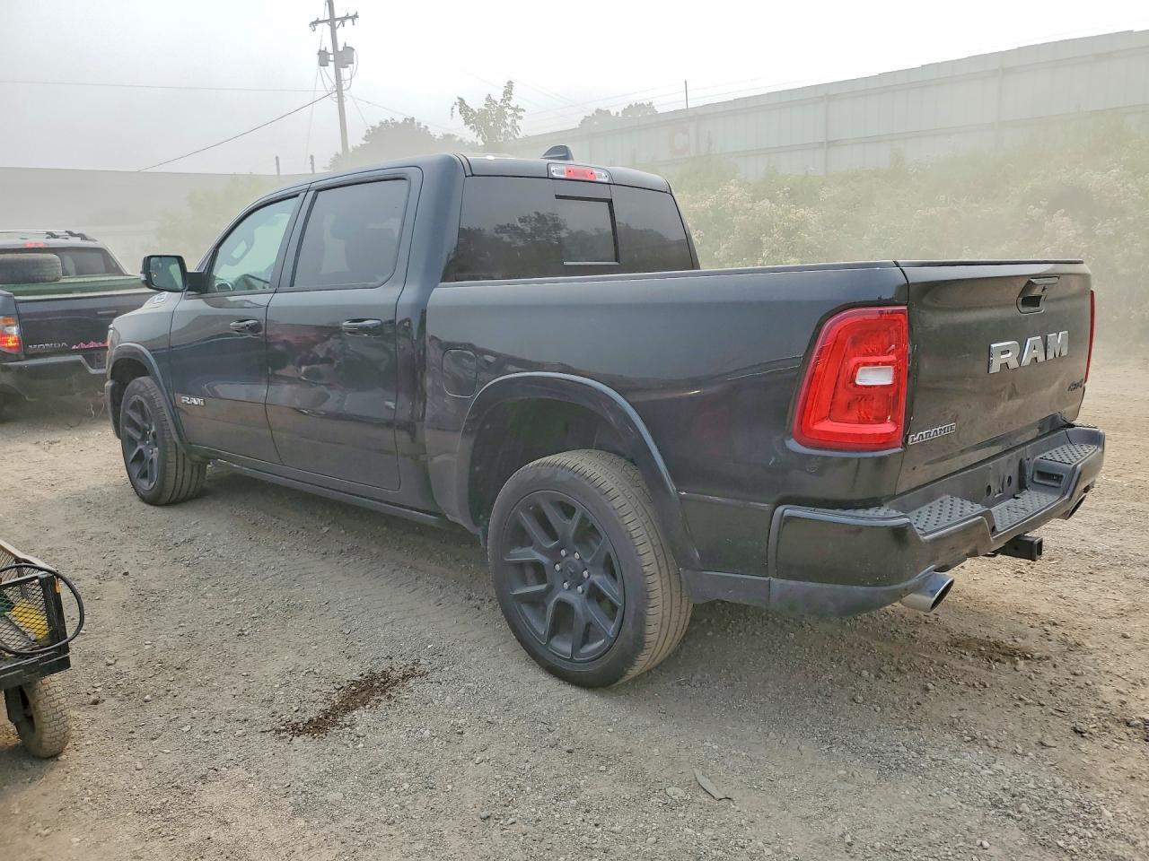 2026 Ram 1500 Laramie - Фото 2