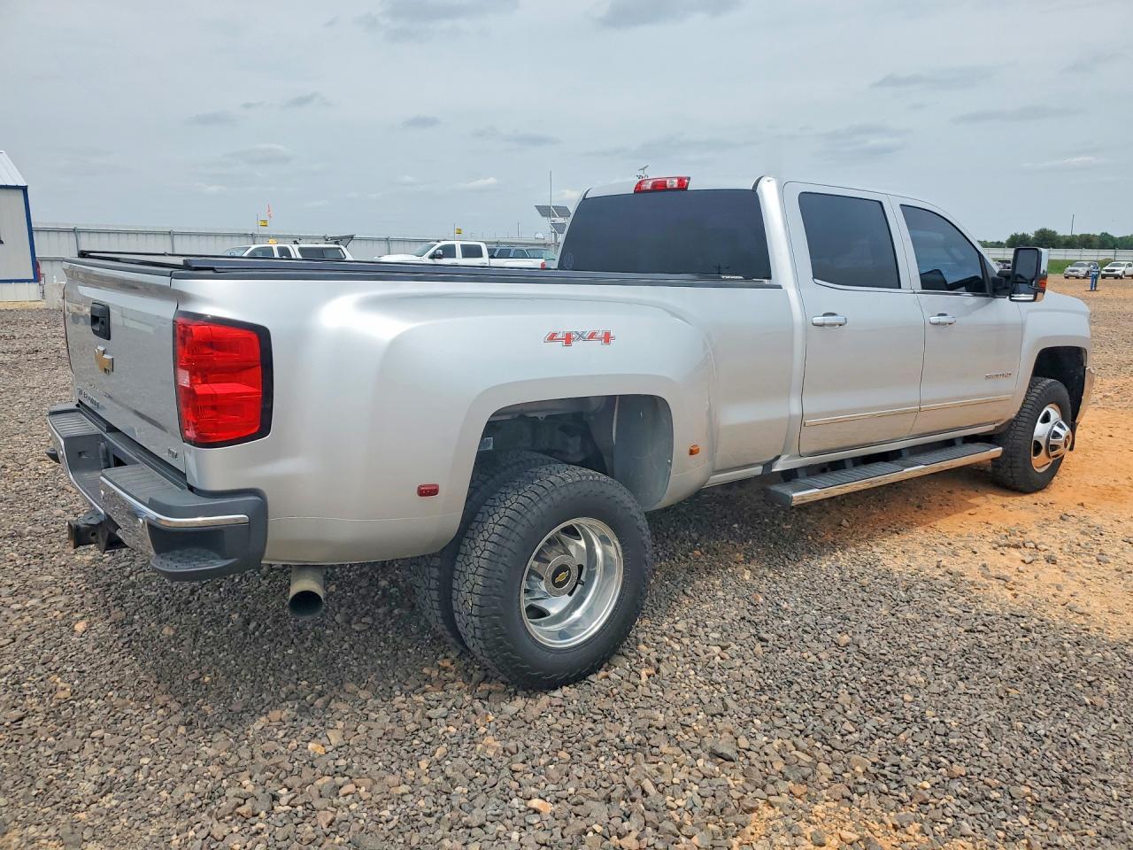 2016 Chevrolet Silverado K3500 Ltz - Фото 3