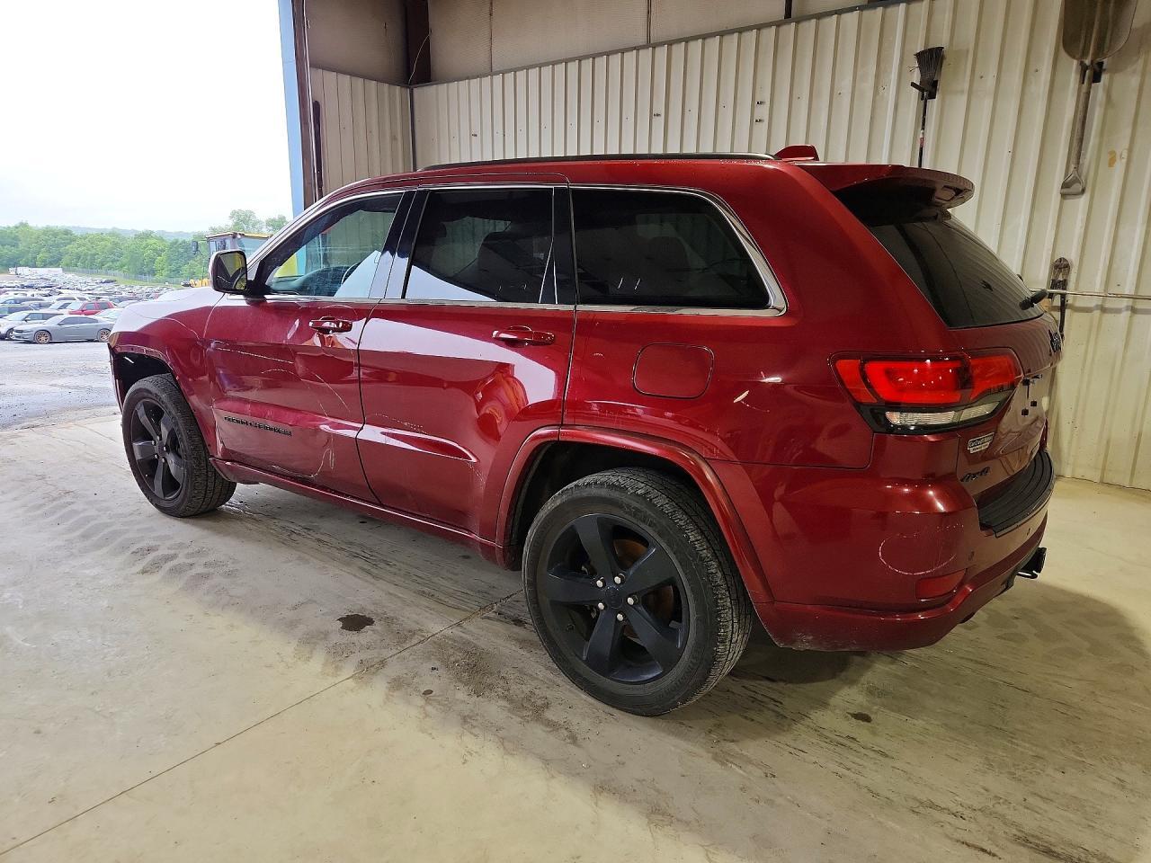 2015 Jeep Grand Cherokee Laredo - Фото 2