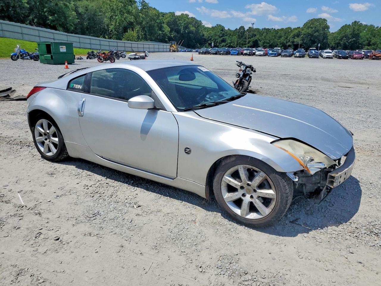 2003 Nissan 350Z Coupe - Image 4