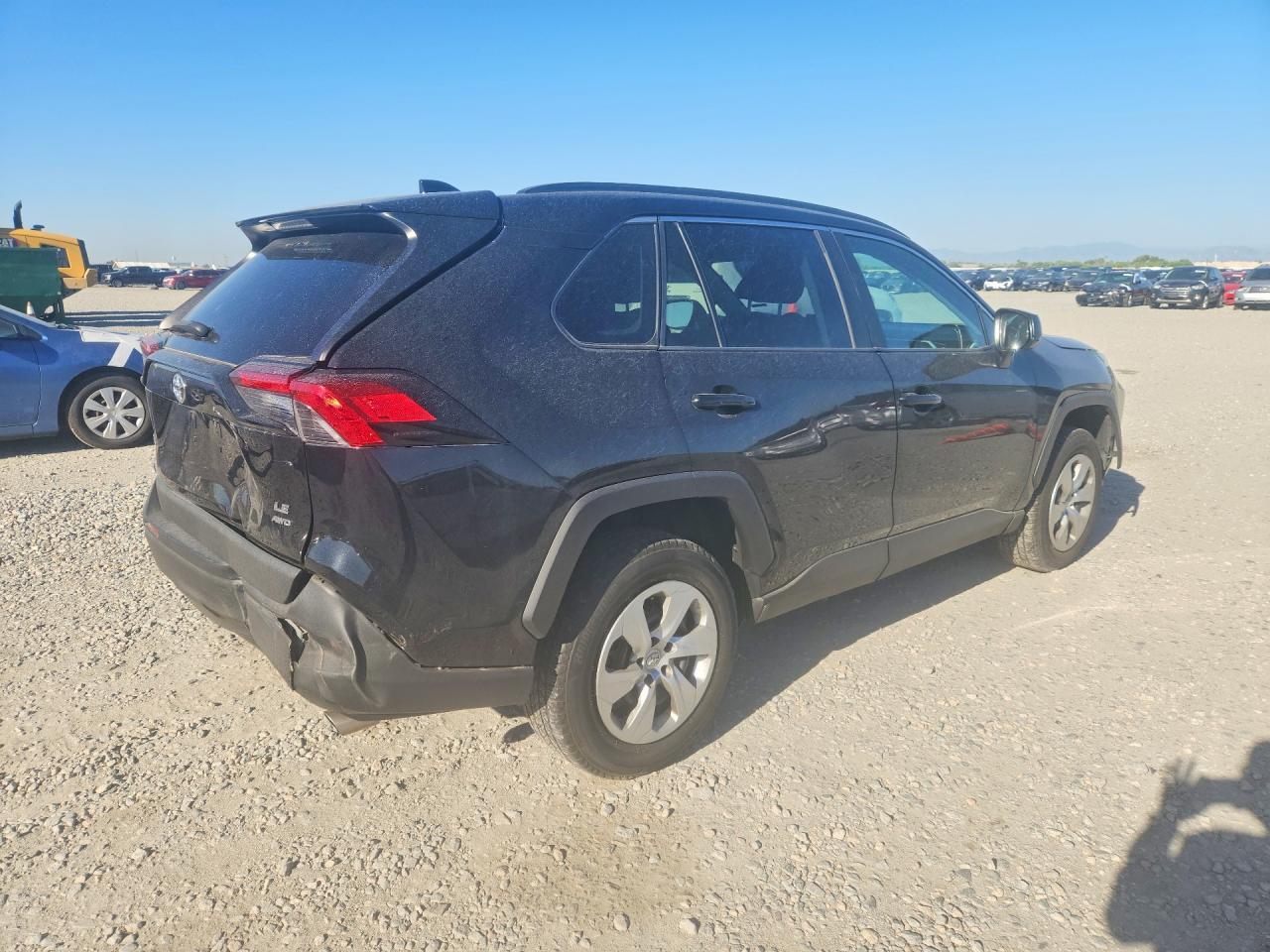 2020 Toyota Rav4 Le - Image 3