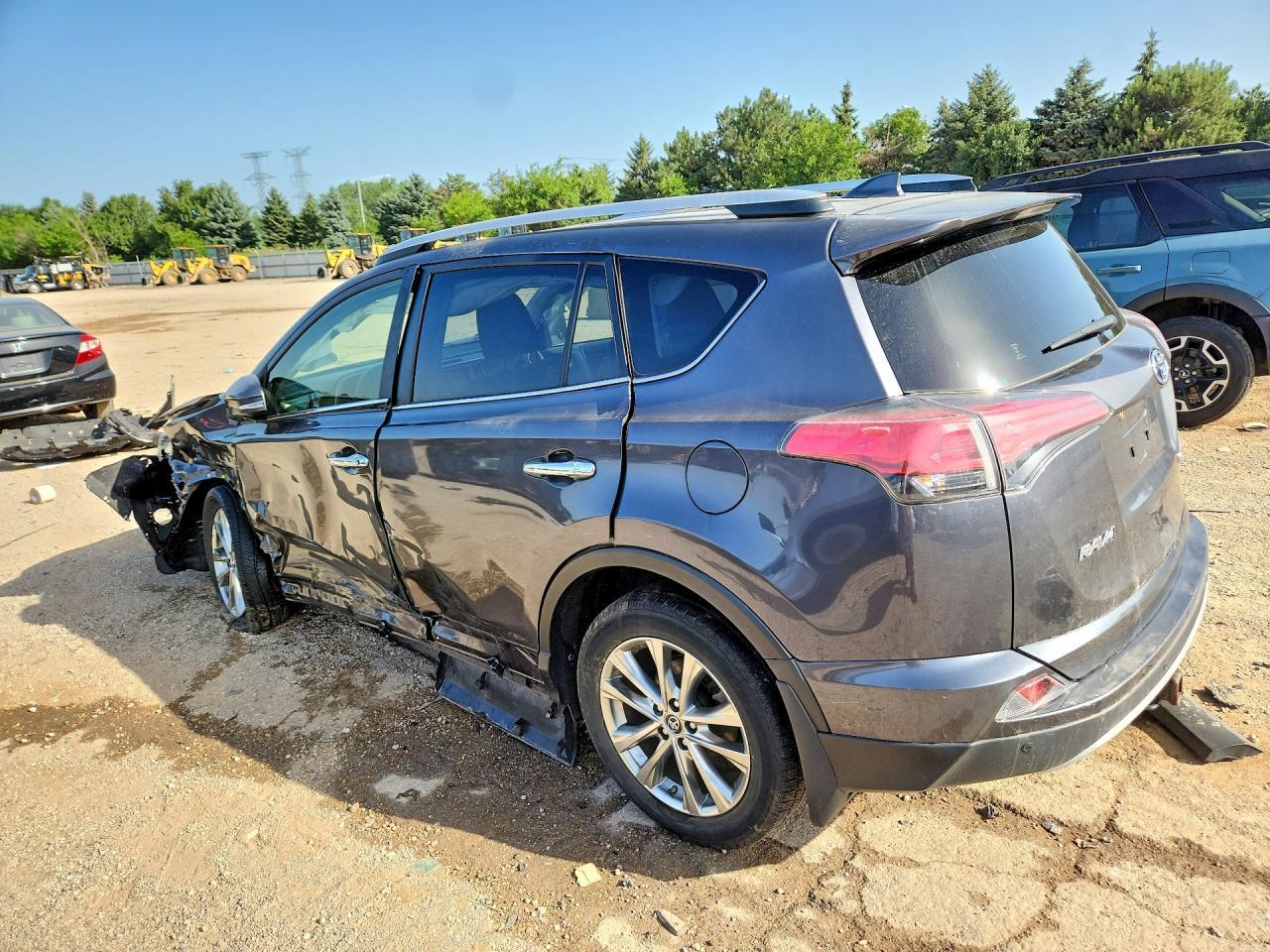 2016 Toyota Rav4 Hv Limited - Фото 2