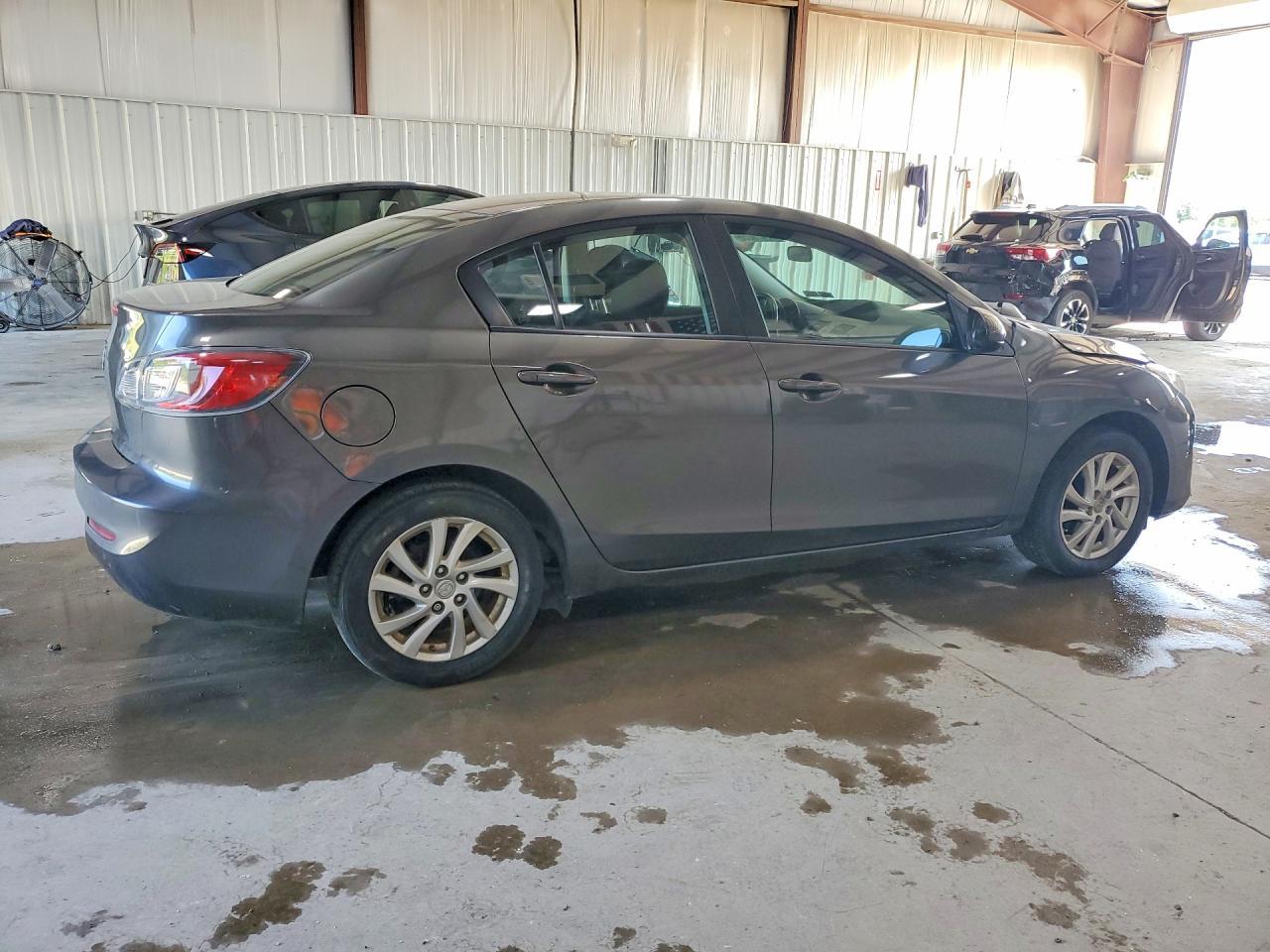 2012 Mazda 3 I - Image 3