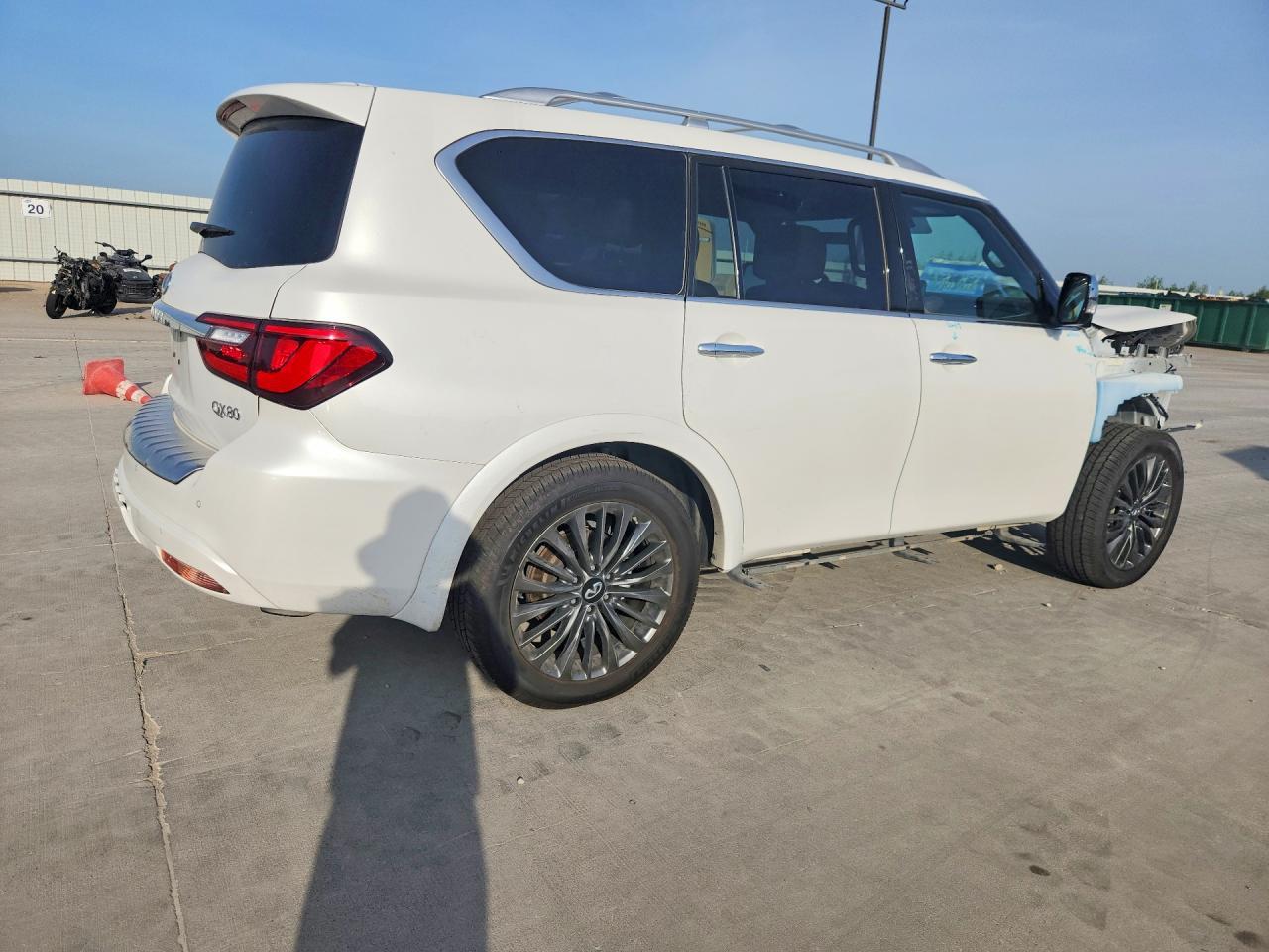 2023 Infiniti Qx80 Sensory - Image 3