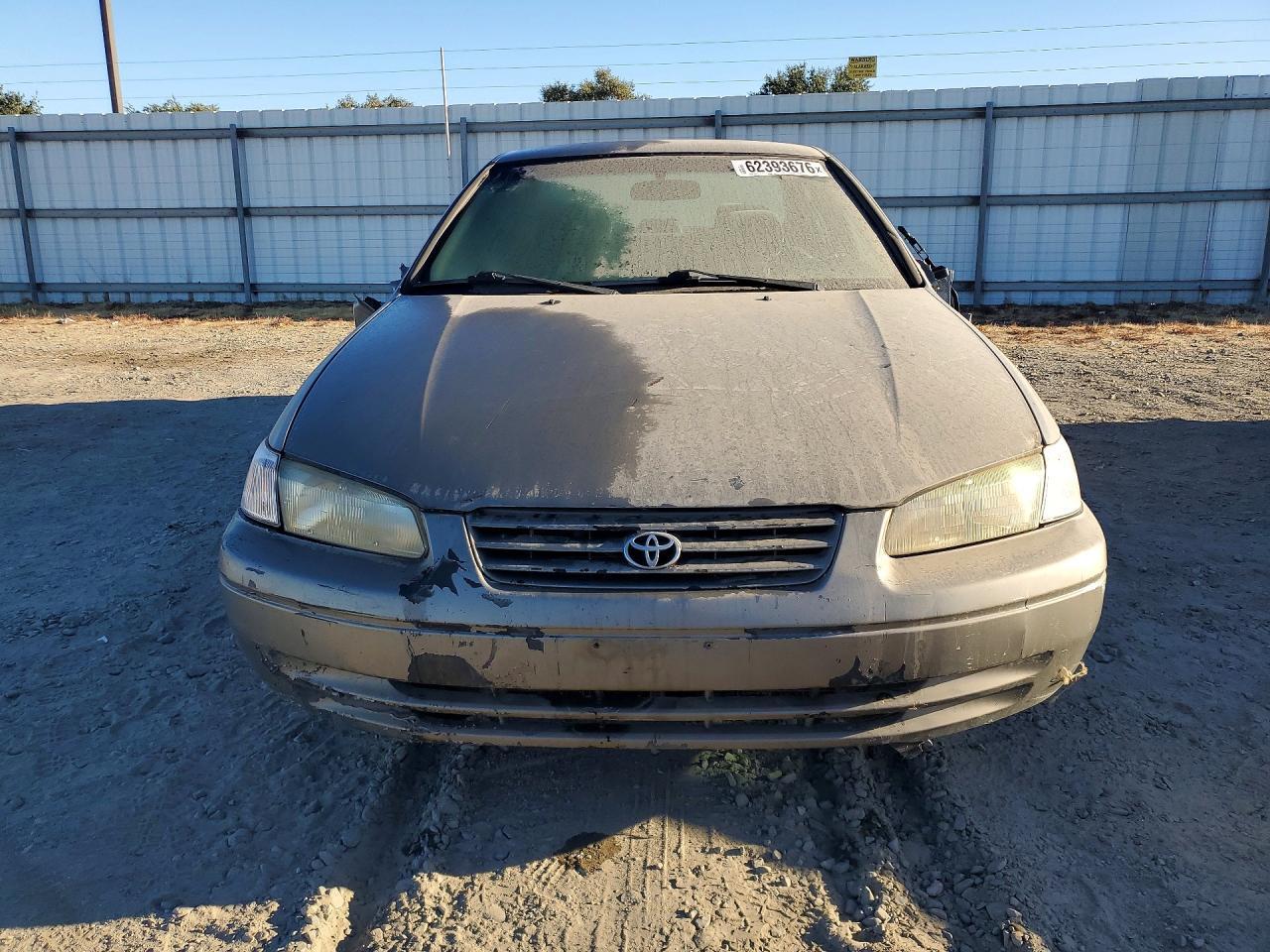 1998 Toyota Camry Le V6 - Image 5