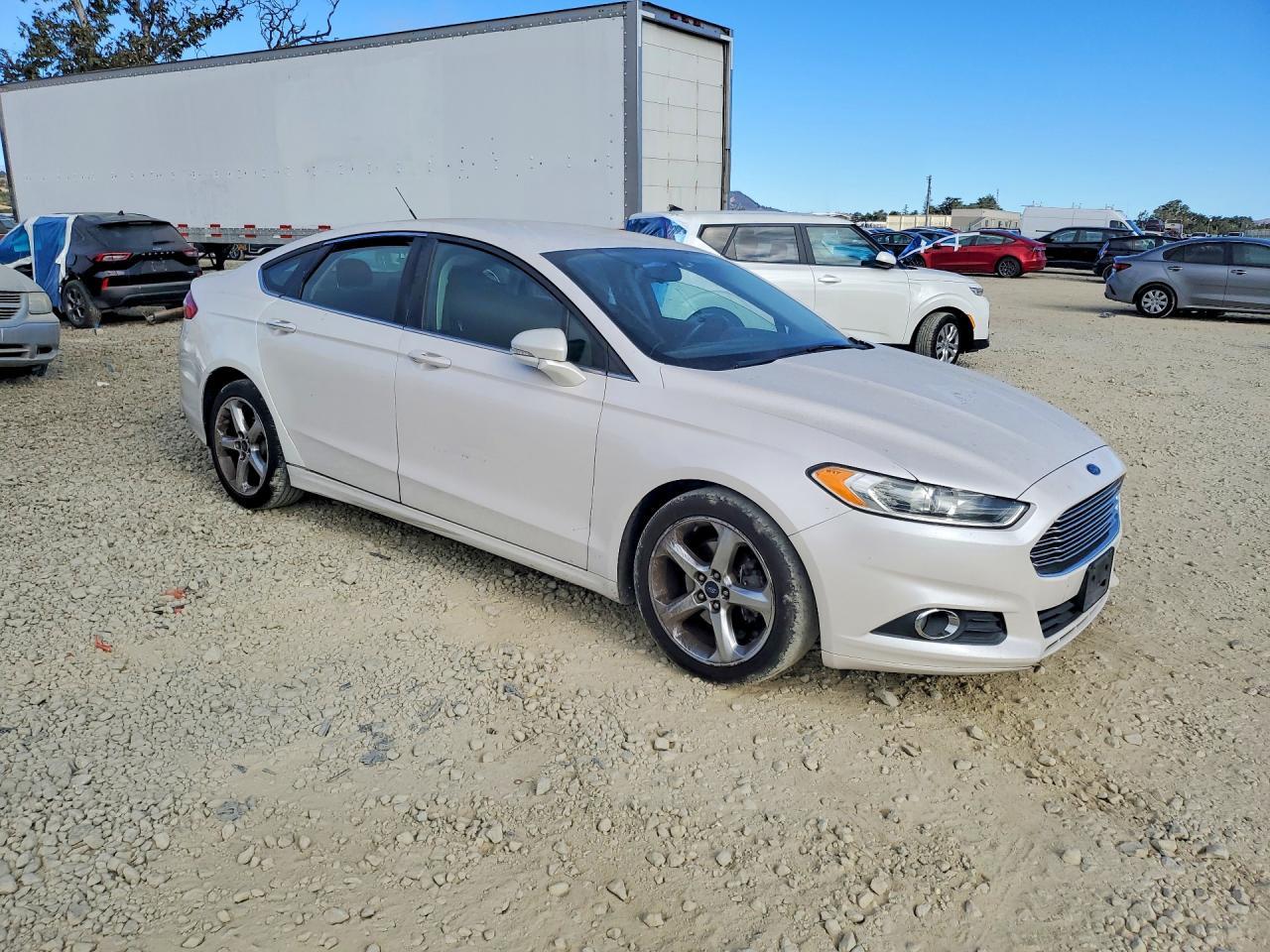 2014 Ford Fusion Se - Фото 4