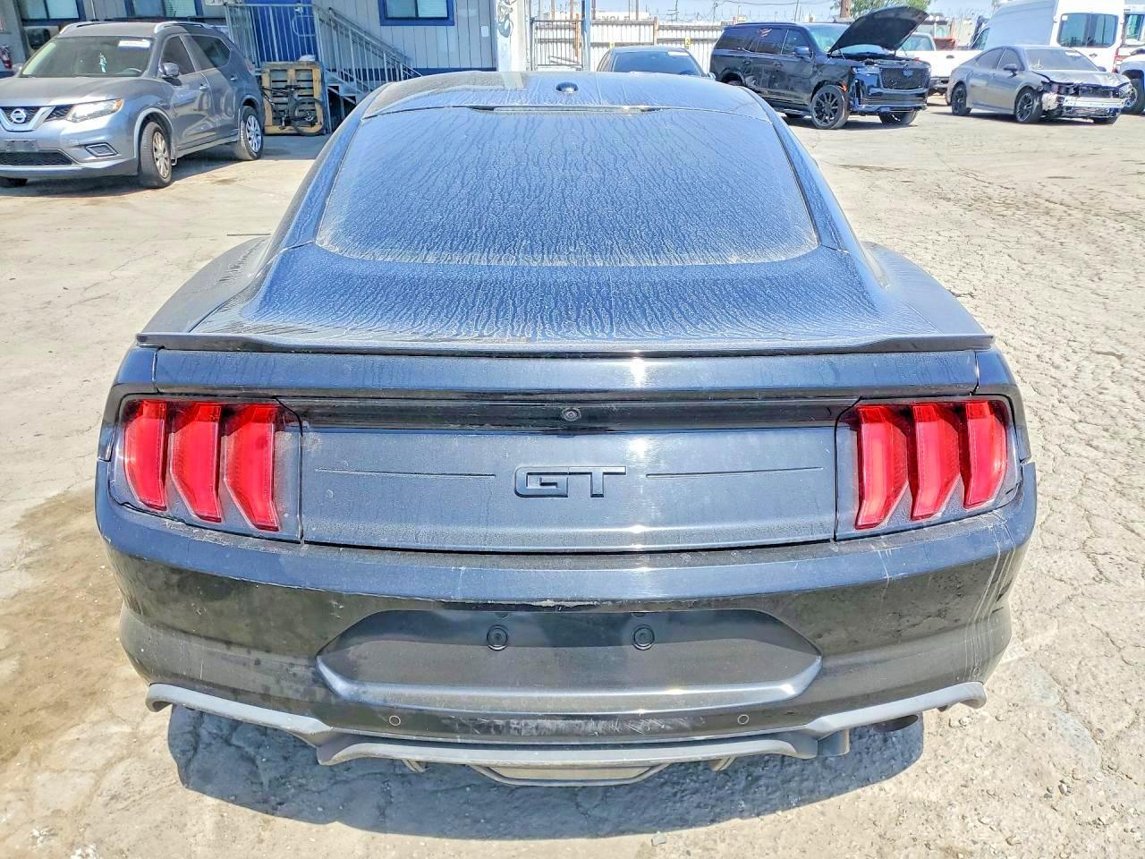 2020 Ford Mustang Gt - Фото 6