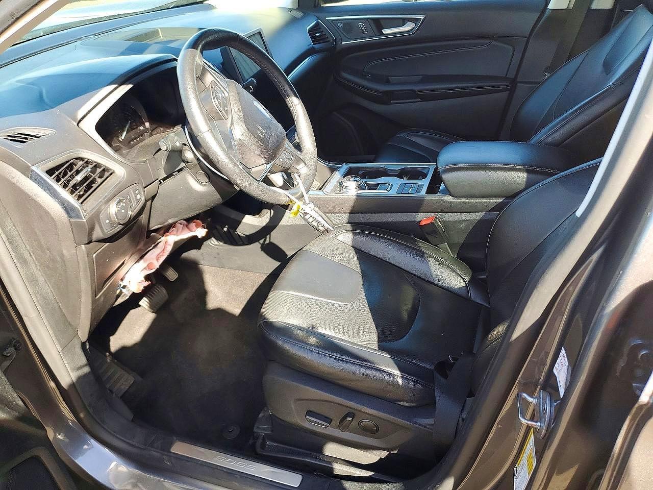 2022 Ford Edge Titanium - Фото 7