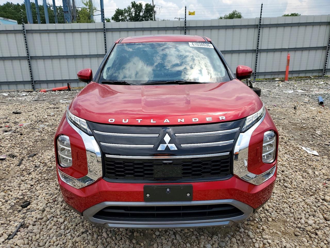 2025 Mitsubishi Outlander Se/Diamond Trail Edition - Фото 5
