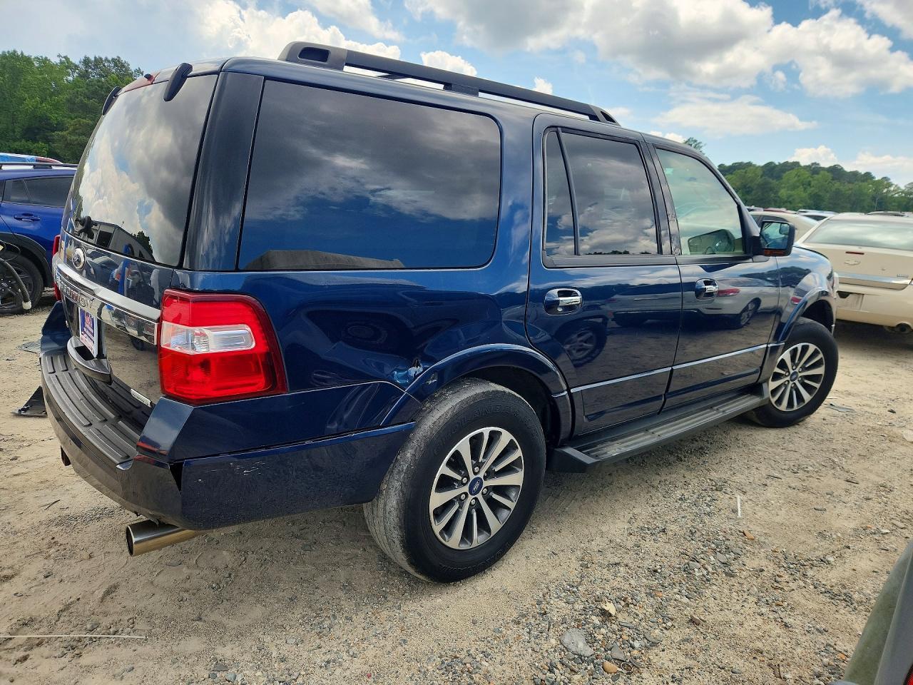 2015 Ford Expedition Xlt - Фото 3