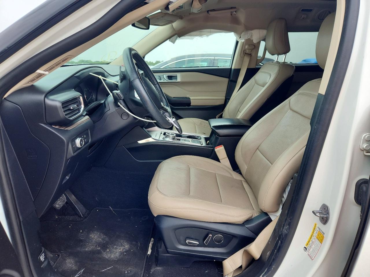 2020 Ford Explorer Limited - Image 7