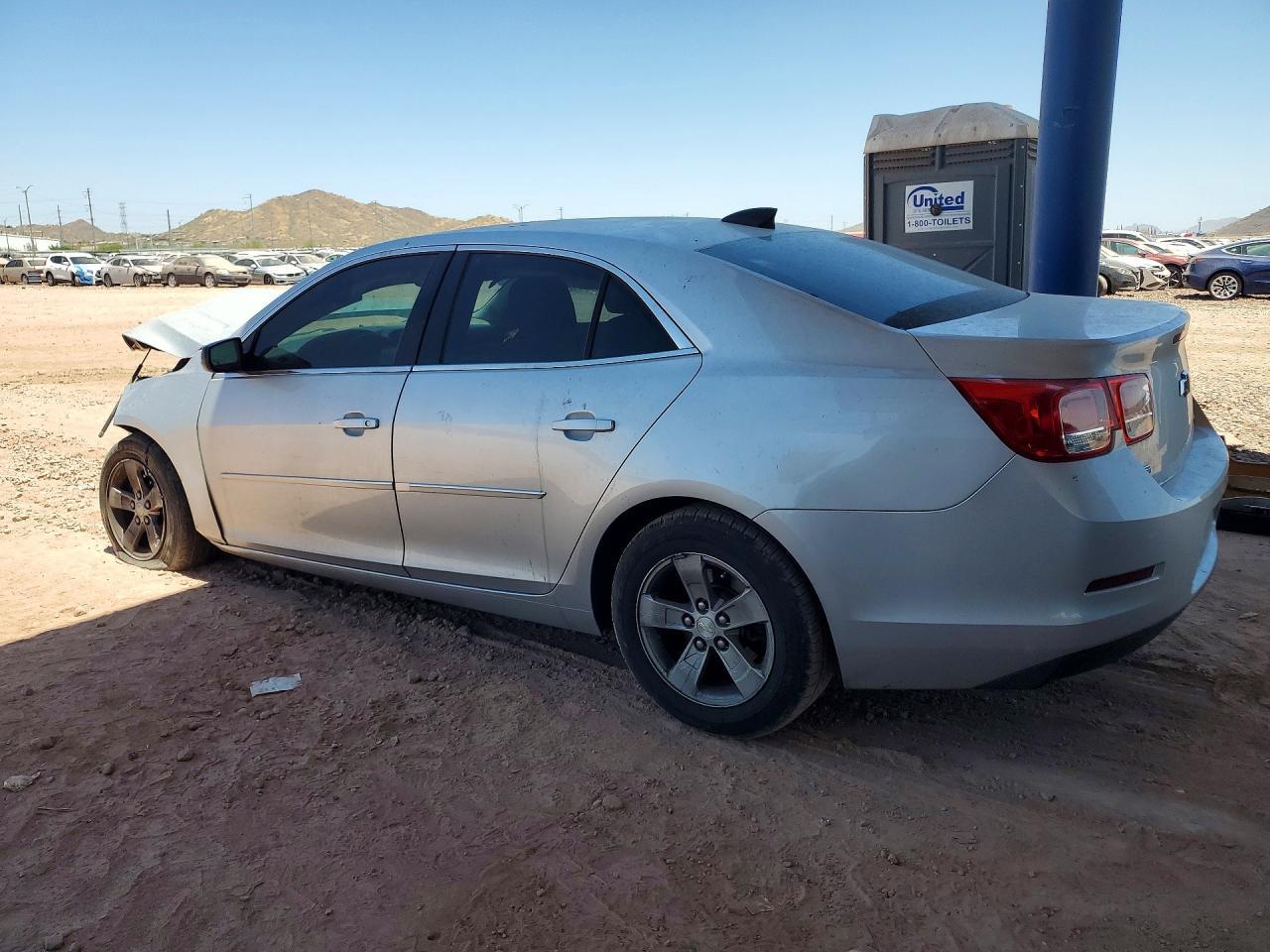 2015 Chevrolet Malibu Ls - Фото 2
