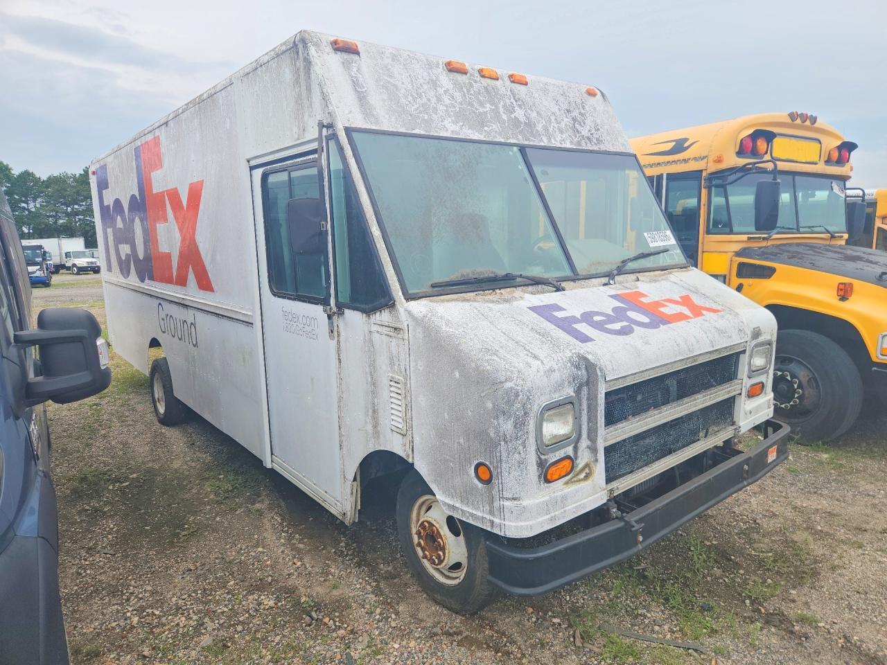 2003 Ford Econoline E450 Super Duty Commercial Stripped Chassis - Фото 4