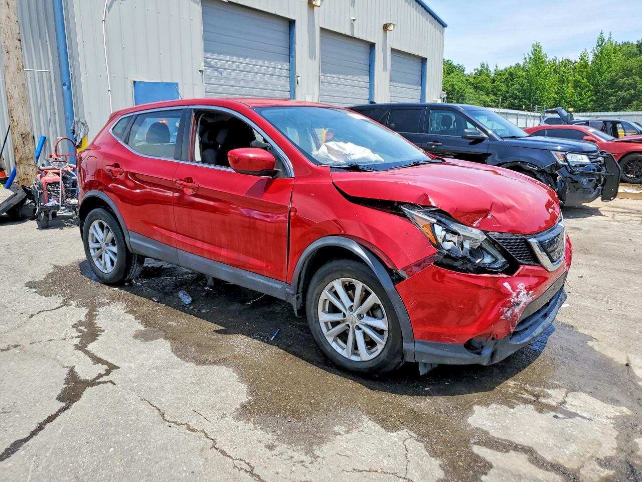2018 Nissan Rogue Sport S - Фото 4