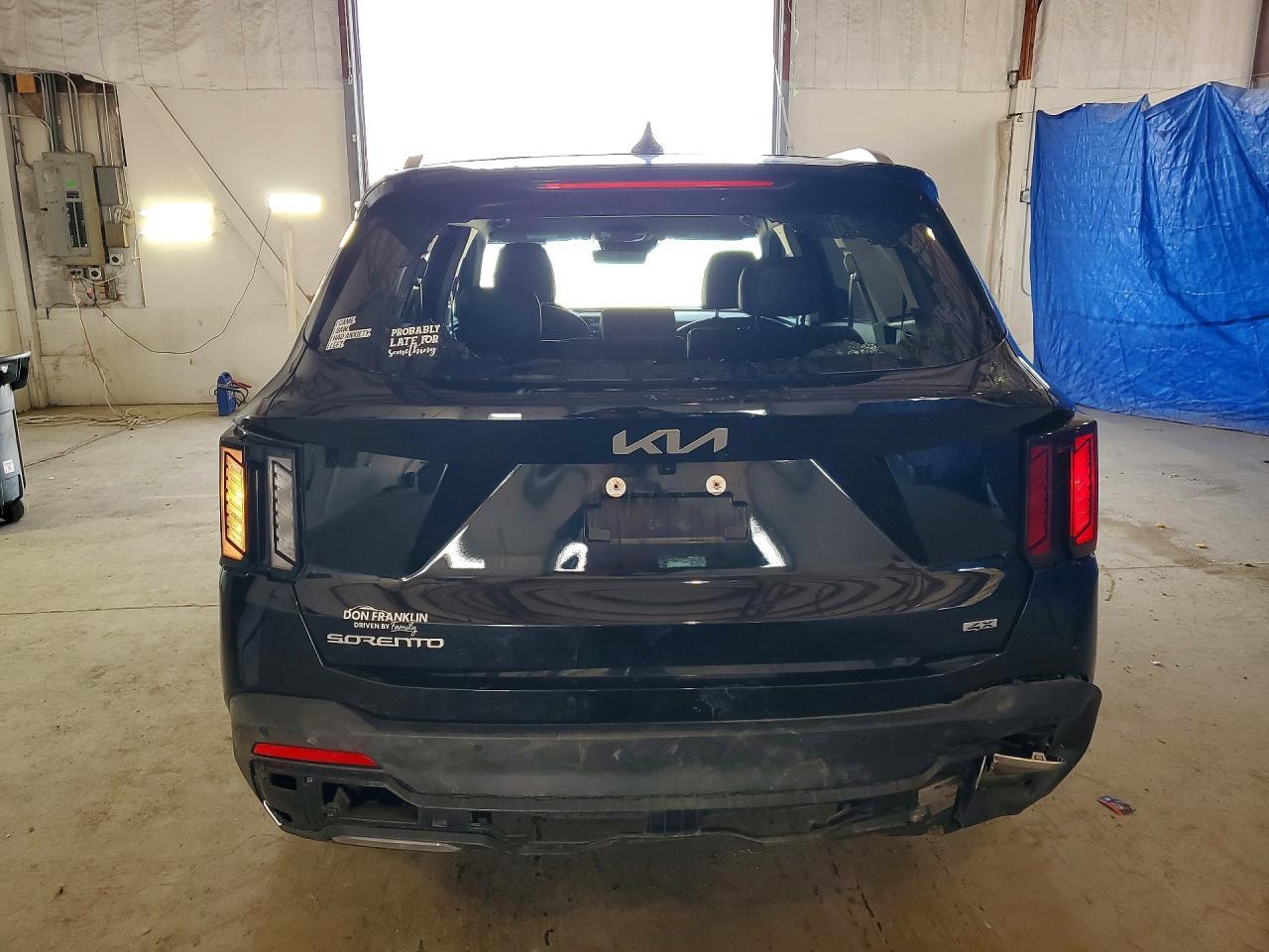 2026 Kia Sorento S - Фото 6