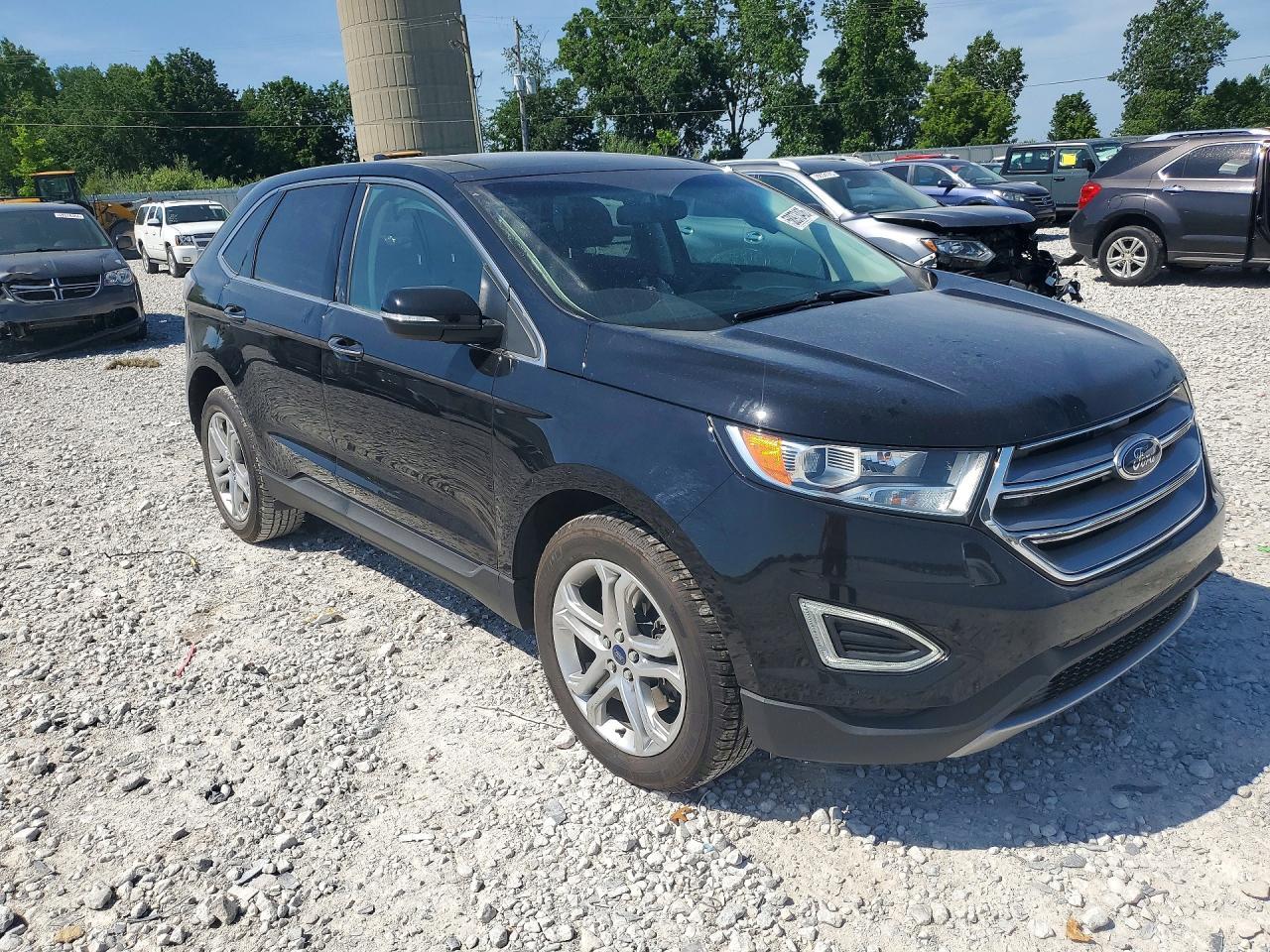 2017 Ford Edge Titanium - Image 4