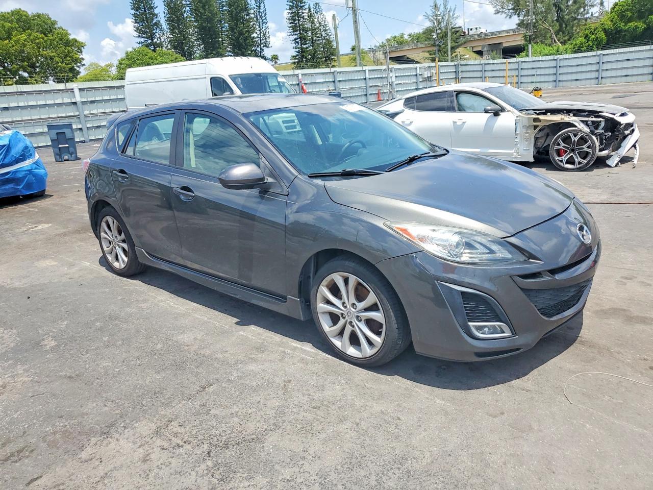 2011 Mazda 3 S - Фото 4