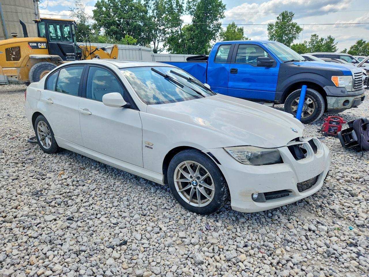 2010 BMW 328 Xi - Фото 4